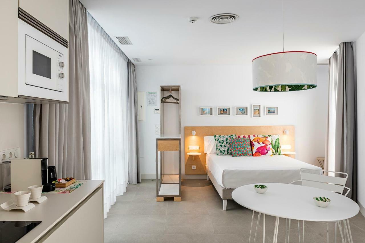 Apartamentos Y Estudios Centricos Conil Home Suite Conil De La Frontera Exterior foto